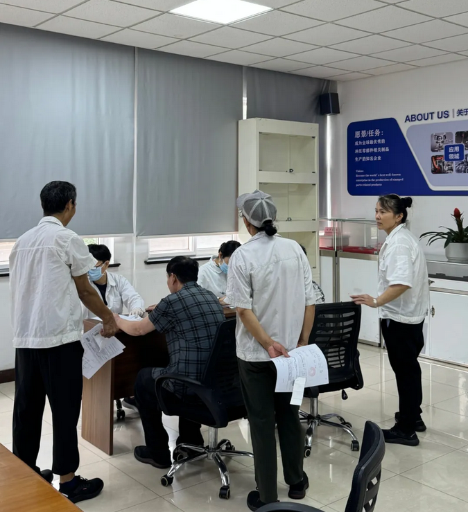 076290EC-9CF8-4b94-8F87-8AD11510F632